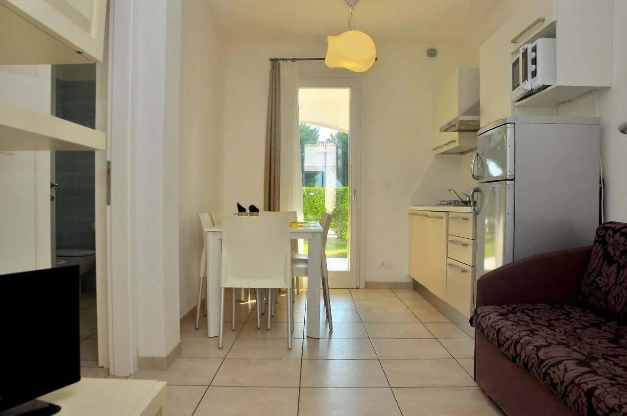 A Beautiful Apartment In A Quiet Area With Pool Bibione