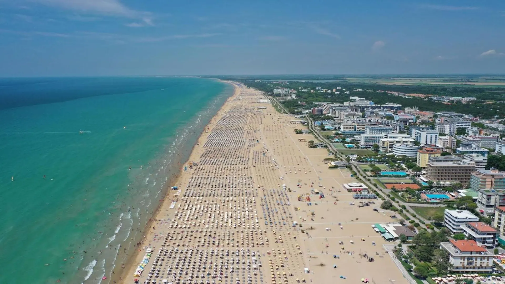 A Beautiful Apartment In A Quiet Area With Pool Bibione
