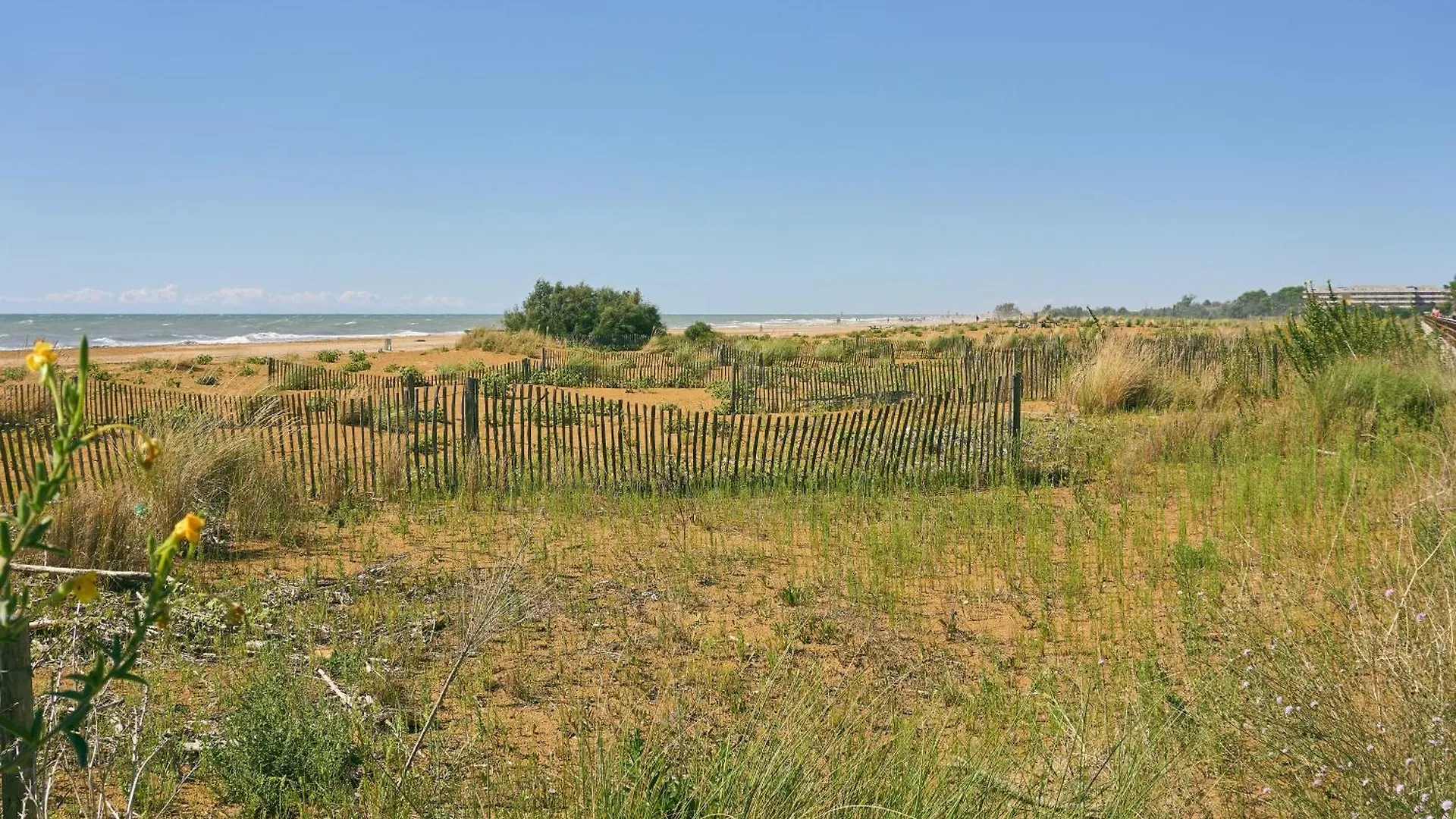 A Beautiful Apartment In A Quiet Area With Pool Bibione