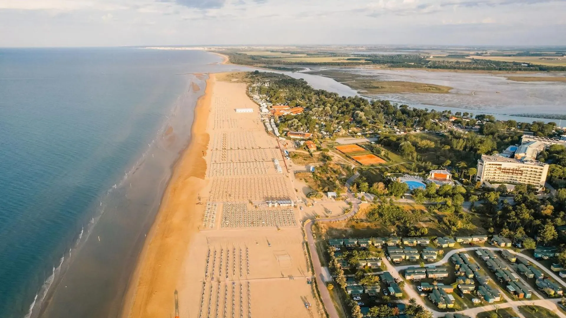 A Beautiful Apartment In A Quiet Area With Pool Bibione Itálie